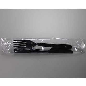 Conjunto de Garfo + Faca de Plstico Preto PLUS 180mm 700un